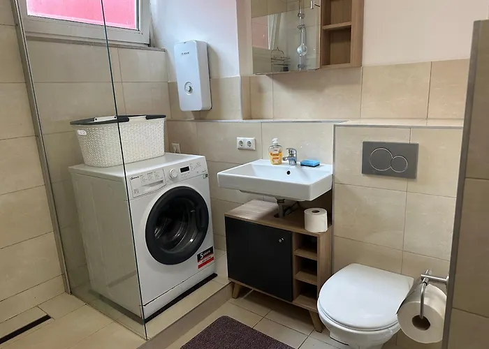 Grosse Mit Balkon Raum Aachen G4 * 伍尔瑟伦