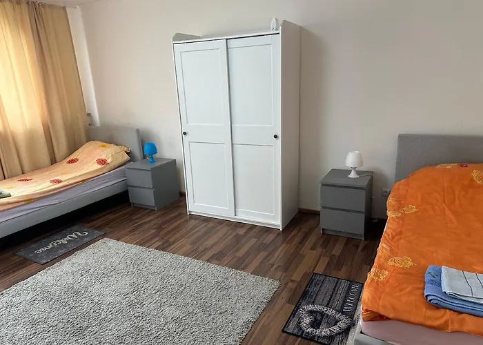 Grosse Mit Balkon Raum Aachen G4